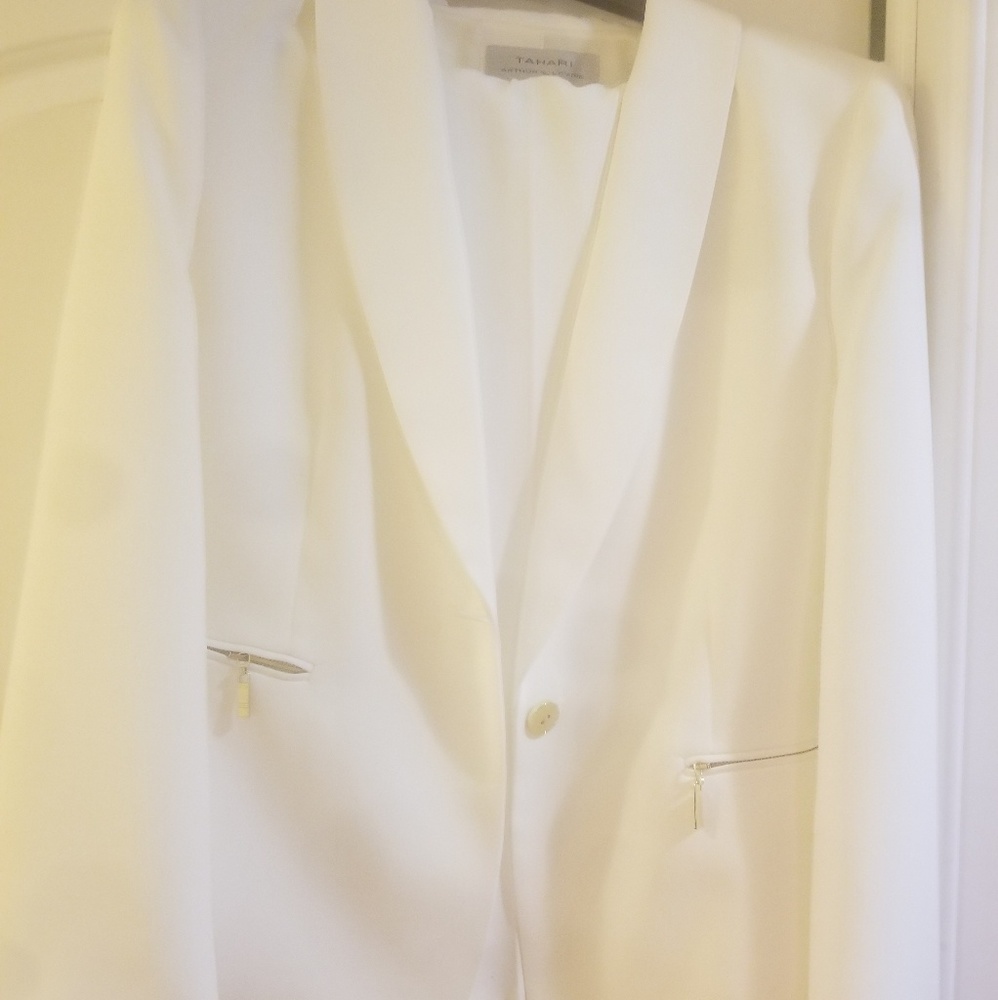 Tahari White Pantsuit